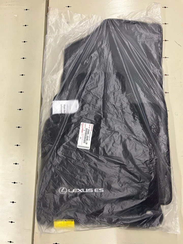 NEW LEXUS OEM FACTORY CARPET FLOOR MAT SET 2019-2025 ES350 ES300h PT926-33196-20 Foto 1 de 1