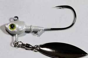Underspin/ Herring head Bass Jig (3 pack) with Mustad hooks - Picture 1 of 6