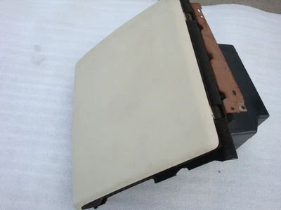 2003 RANGE ROVER HSE OEM L322 INTERIOR DASH BOARD RH PASSENGER GLOVE BOX TAN - Image 1 of 4