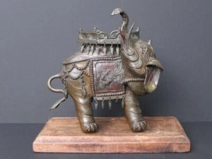 Antique Elephant Bronze, China - Picture 1 of 12