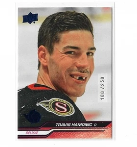 2023-24 Upper Deck Extended Travis Hamonic Deluxe #'D 100/250 #595 - Picture 1 of 2