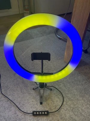 Ringlicht LED - RINGLEUCHTE - 30cm LED-RGB - BUNT/WEISS - USB, Netzteil, Stativ - Bild 1 von 4