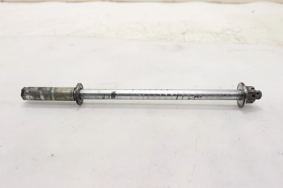 Yamaha Virago 535 1997 eje trasero Foto 1 de 4