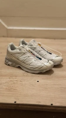 Salomon XT-6 Blanco - Reino Unido 12, EUR 47 1/2, EE. UU. W 13,5 M 12,5 - Precio de venta sugerido por el fabricante £165 - Imagen 1 de 4
