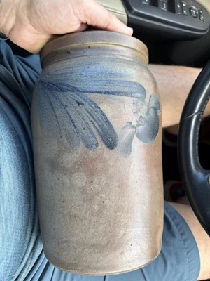 Antique Baltimore 19th Century Salt Glazed Stoneware Crock - Image 1 of 4