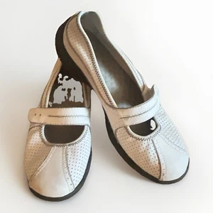 Clarks Privo Shoes Women 8M Slip On Ballet Flats White Casual Sneaker Loafer - Picture 1 of 9