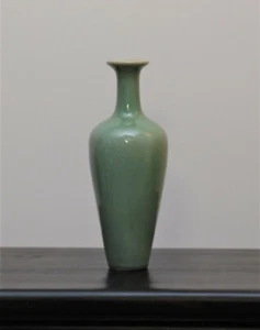 Vintage Chinese Porcelain Celadon Vase - Picture 1 of 1