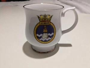 HMS ALBION Mug BAE Systems Launch 9 March 2001 Barrow Shipyard Bone China Cup - Foto 1 di 6