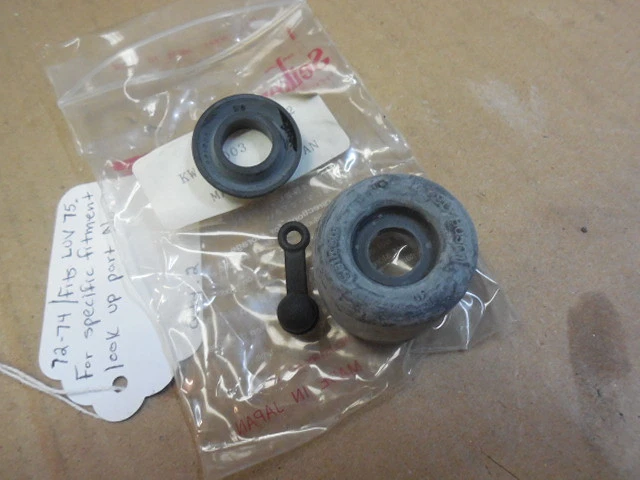 Kit de reparación de cilindro de rueda delantera AutoSpecialty #KW-50003, se adapta a Chevrolet, H279 Foto 1 de 3