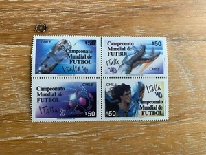 CHILE 1990 MNH WORLD CUP FOOTBALL ITALIA 90 BLOCK OF 4 - Picture 1 of 1