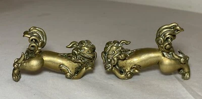 Пара редких антикварных китайских фигурок львов XVIII века из цельной бронзы - Изображение 1 из 4