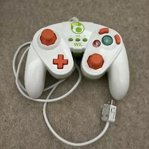 Wired Fight Pad Yoshi PDP Gamepad For Nintendo Wii - Picture 1 of 4