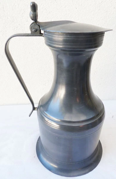 AIGUIERE ETAIN  30cm ESTAMPILLÉE PICHET - Photo 1/1