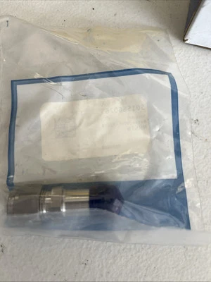 2507 Super Duplex Swagelok Tubing Adapter 2507-600-R-8 , 1/2 Male X 3/8 Female.  - Image 1 of 2