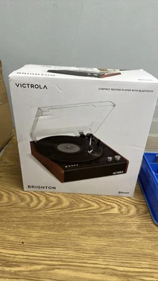 Victrola Brighton Turntable Record Player Bluetooth 3-Speed RCA Out - Image 1 of 2