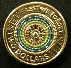 Australian Two Dollar $2 coin 2017 - ANZAC Lest We Forget Colour CIRC🥇Rare - Picture 1 of 3