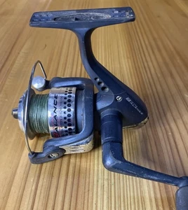 Mulinello da Pesca Pinnacle Ultra Balance Sharp Stop Anti Reverse - Foto 1 di 6