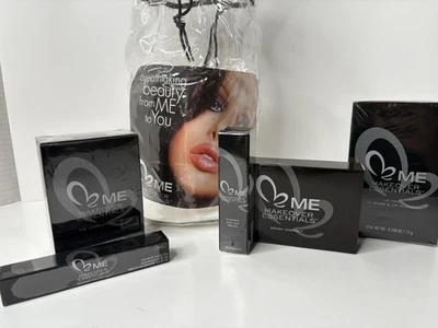 (5 piece) ME Makeover Essentials Makeup Kit Lips Eyes Face Brushes NEW - Image 1 of 4