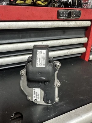 Двигатель привода корпуса электронного дроссельной заслонки 06–10 BMW M5 M6 S85 5,0 л V10 - Изображение 1 из 4