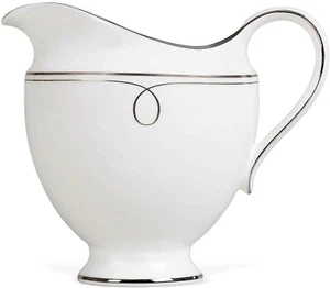 Wedgwood 249484 Embrace Bone China Creamer White/Platinum - Picture 1 of 2