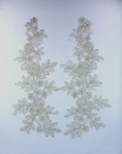 Applique Embroidered Floral Mirror Pair Antique Siver Clothing Patch BL128X - Picture 1 of 4