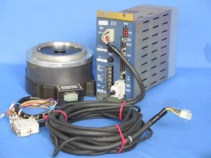 Servomotore NSK YS2020FN001 con controller e cavi NSK ES2020A23-03, set abbinato - Foto 1 di 11