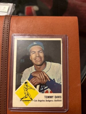 baseball cards graded 1963 Fleer Tommy Davis Los Angeles Dodgers #40.  - Image 1 of 3