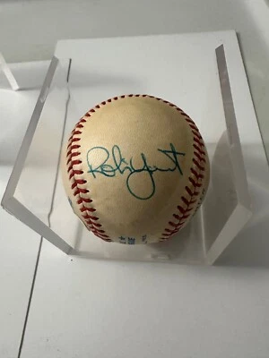ROBIN YOUNT Autographed MLB Baseball - PSA Authenticated! - Image 1 of 4