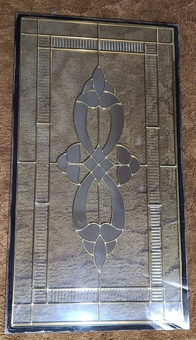 Clear Stained Glass Window With Mirror Style Patern and rippled style patern Cover