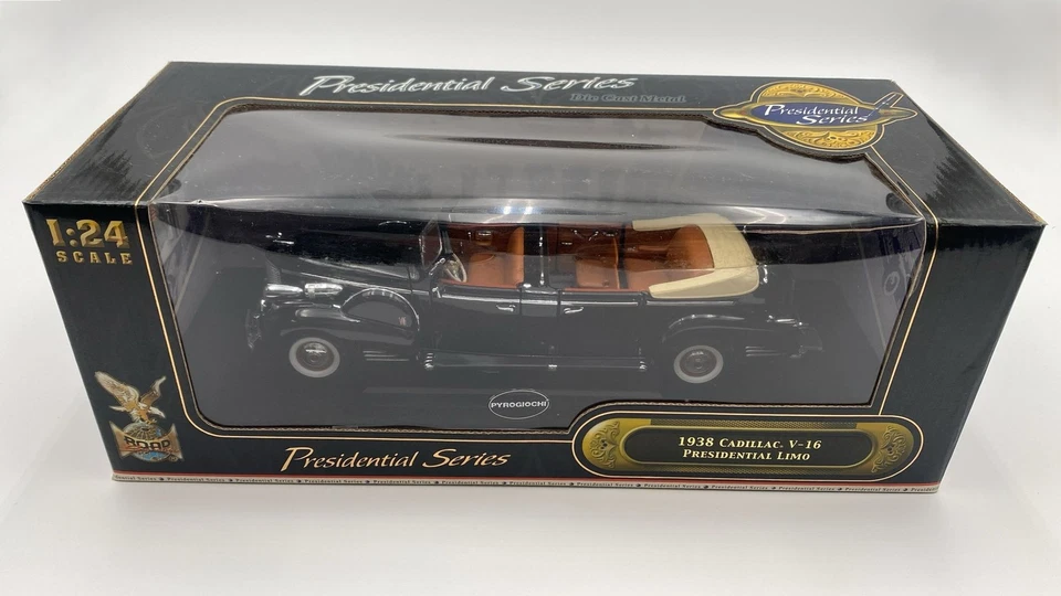 ROA24028 Road Signature Cadillac V-16 Presidential Limo 1938 1/24 - Immagine 1 di 4
