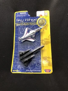 Avión Motormax Sky Winds Die Cast & Plastic Grumman X-29A & SE-71 Blackbird 2 - Imagen 1 de 3