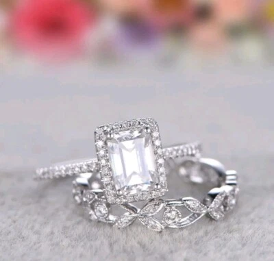 1.75Ct White Emerald Simulated Diamond Beautiful Engagement 925 Silver Ring Set - Image 1 of 4