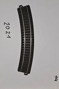 Märklin H0 2021 Alpha Spielgleis Gebogenes Gleis 1/1 R1 (r=360mm, 30°) - Bild 1 von 2