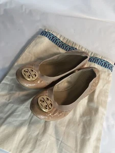 Ballerine TORY BURCH CAROLINE BALLET VERNICE PELLE NUDE/BEIGE TAGLIA 7M Dustbag - Foto 1 di 7