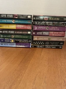Lot Of 14 Anne Perry Historical Mystery Novels Featuring Charlotte &Thomas Pitt - Bild 1 von 8
