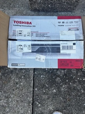 Toshiba DR430KU DR430 DVD Recorder/Player with HDMI 1080p Upscaling  Mint - Image 1 of 3