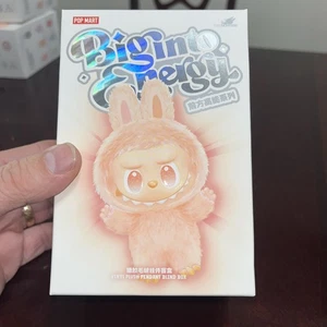 AUTENTICO POP MART LABUBU The Monsters V3 Big Into Energy - Hope VENDITORE USA - Foto 1 di 4