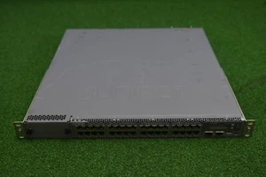 Juniper EX4550-32T-AFI 32-port 100M/1G/10G BaseT Managed L3 w/ EX4550-VC1-128G - Picture 1 of 3