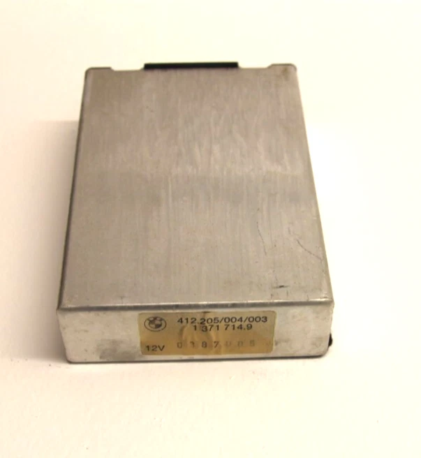 BMW OEM GENUINO E23 E24 E28 E30 MÓDULO DE CONTROL DE CRUCERO UNIDAD CEREBRAL VDO 325 318 535 Foto 1 de 4