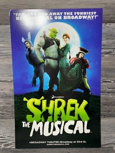 SHREK IL MUSICAL, TEATRO BROADWAY, BROADWAY WINDOW CARD/POSTA - Foto 1 di 9