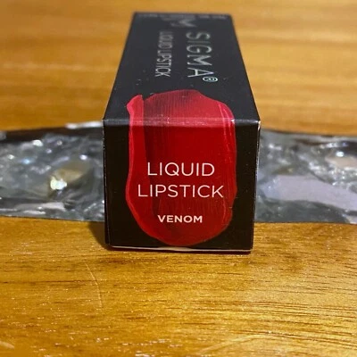 Lápiz labial líquido Sigma Beauty Venom 0,05/1,4 g nuevo Foto 1 de 4
