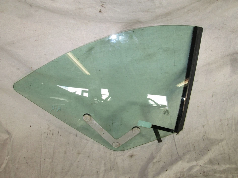 Cristal ventana trasera derecha audi a4 s4 convertible descapotable 8h0845300 Foto 1 de 1