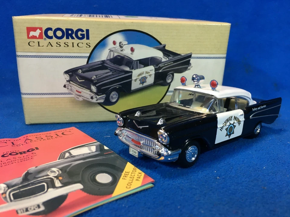 Corgi Classics 1:43 - CHEVROLET BEL AIR 1956 - HIGWAY PATROL Code. 97396 - Immagine 1 di 4