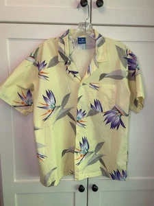 Men’s Vintage OP Ocean Pacific Hawaiian Shirt Yellow Floral Size Medium SS - Picture 1 of 6