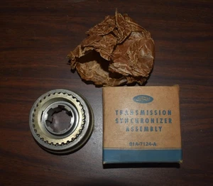 1939-1948 FORD Synchronizer New Old Stock 81A-7124 SCTA Duce Flathead V8 Vintage - Picture 1 of 6
