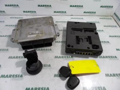 Centralina Motore Renault Megane I Coach DA 284B13626R P1654545 - Immagine 1 di 3