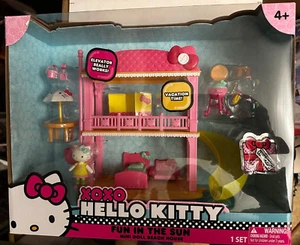 NEU Hello Kitty Strandhaus Mini Puppe Spaß in der Sonne großes Spielset - Bild 1 von 5