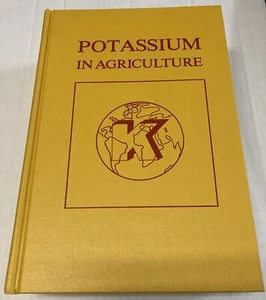 Potassium  in Agriculture, Hardcover by Robert D Munson editor VG - Afbeelding 1 van 1