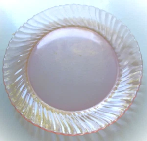 Arcoroc Cristal D'Arques-Durand Glass Rosaline Pink Swirl Optic 7 3/4" Plate - Picture 1 of 8