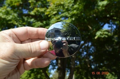  DODGE Challenger DURANGO 2011-13 Chrome Center Cap Part # 1SK35TRMAA - Image 1 of 4